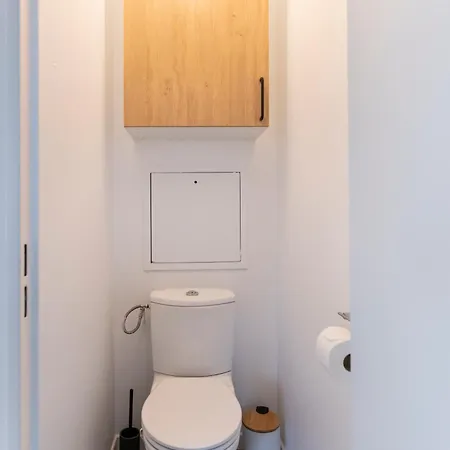 Apartment Beautiful With Terrace And Parking *