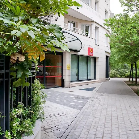 Beautiful With Terrace And Parking